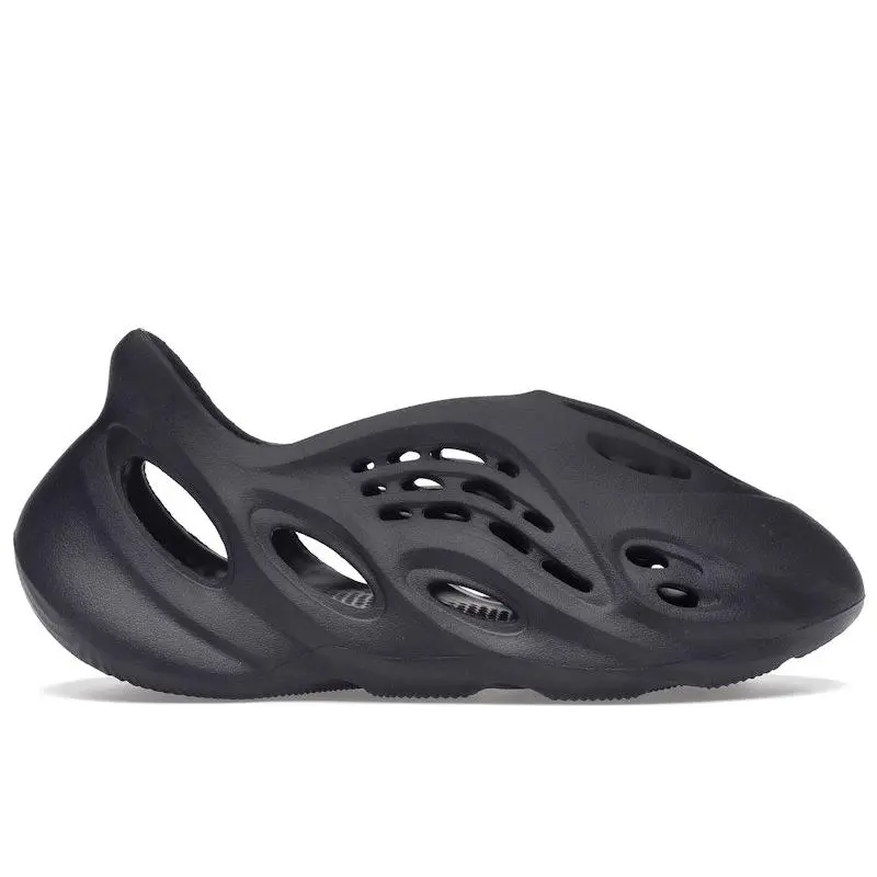 adidas Men's Yeezy Foam RNR Onyx, from StockX