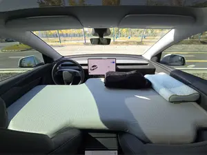 Tesla Front Seat Air Mattress – Inflatable Front Cabin Bed for Tesla Model 3/Y Road Trips