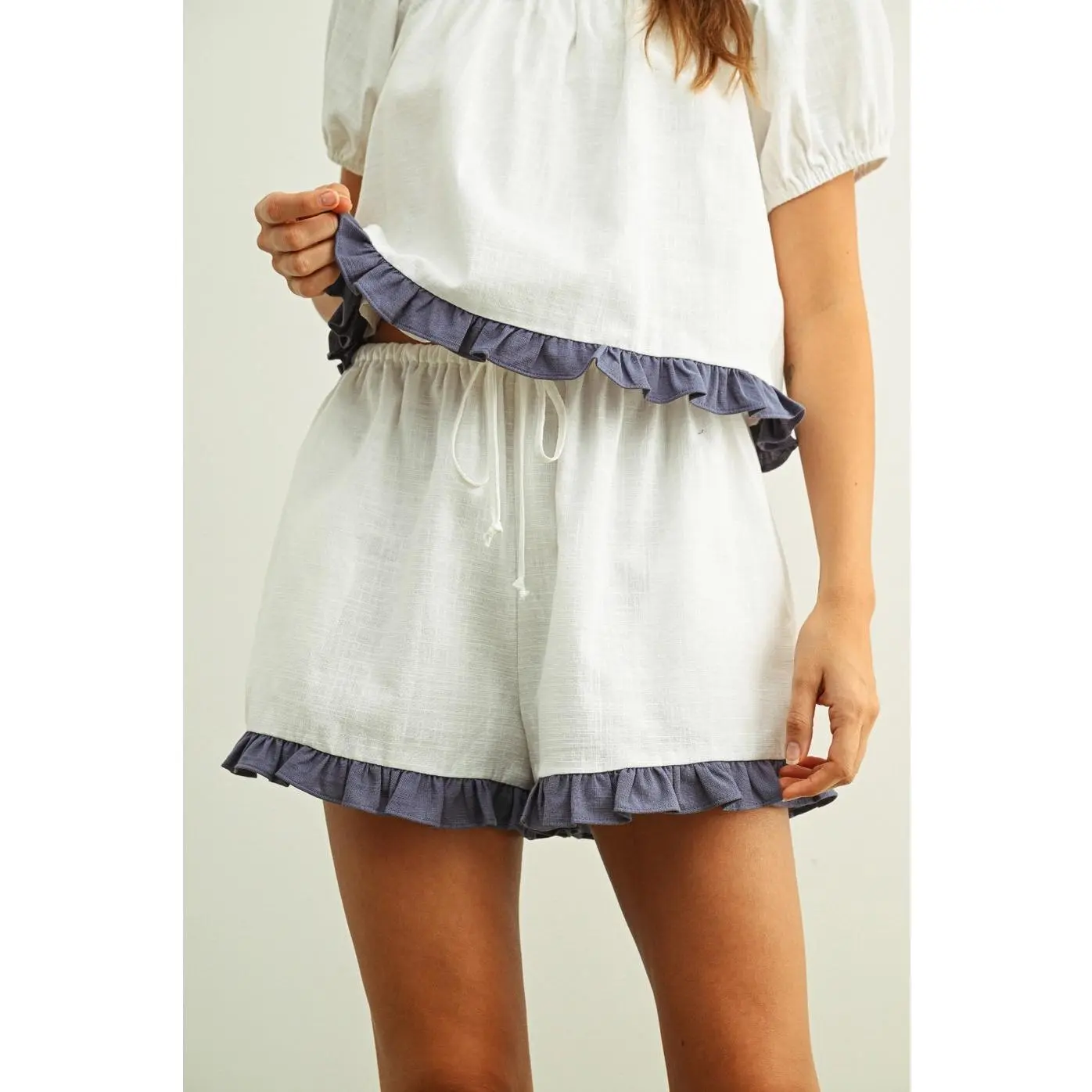 Coastal Breeze Ruffle Hem Linen Shorts - White/Blue