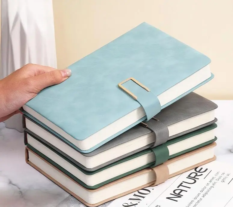 Premium A5 Leather Notebook with Pen Loop & Metal Buckle - Lined Hardcover Journal