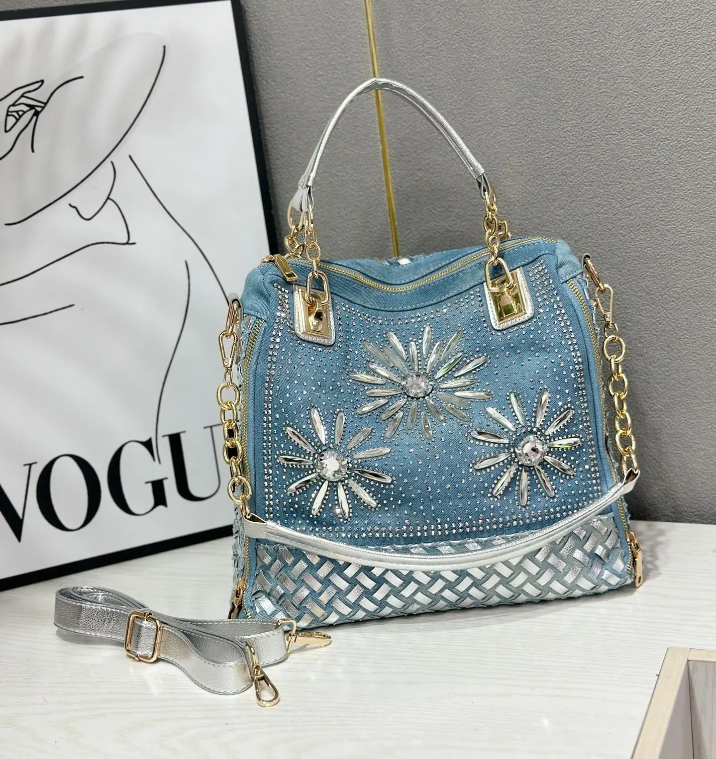 Handwoven Shoulder Bag for Women, Elegant Diamond-Embellished Crossbody Tote with Zipper, High-Capacity Purse for Everyday Carry and Travel, Multi-Function