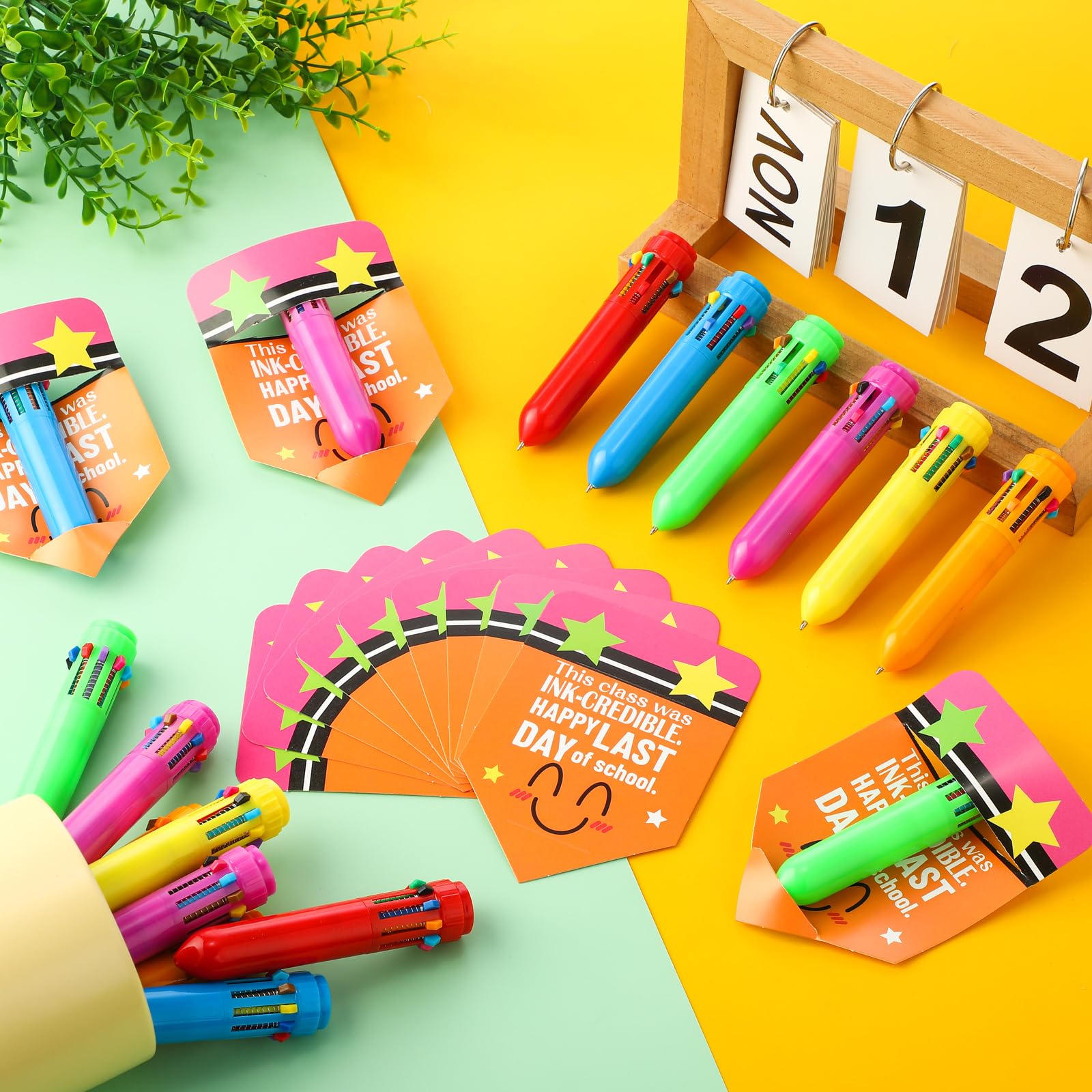End of Year Gift for Student Classroom Inspirational Gift with Multicolor Ballpoint Pen and Cards Retractable Cute Pen Classroom Small Gift Stationery Supplies for School Student Gift Exchange, Graduation Gift