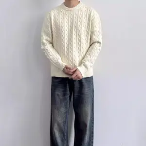 Minimalist Old-fashioned Cable Knit Crew Neck Sweater