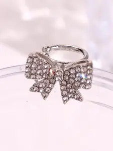 A pair of earrings featuring a simple, elegant, and adorable design with a full diamond bowknot, perfect for daily commuting, festivals, and parties, suitable for ladies