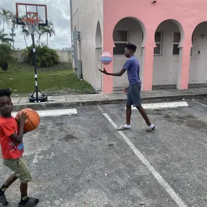 Seray Kids Basketball Hoop 3.2 to 7.2FT 10s-Quick-Adjust, Toddler 29In Backboard Portable Basketball Goal, Mini Hoop Indoor Basketball Court Outdoor & Pool Play Sets, Home Sports for Teens Boys & Girls, Birthday Gift Idea