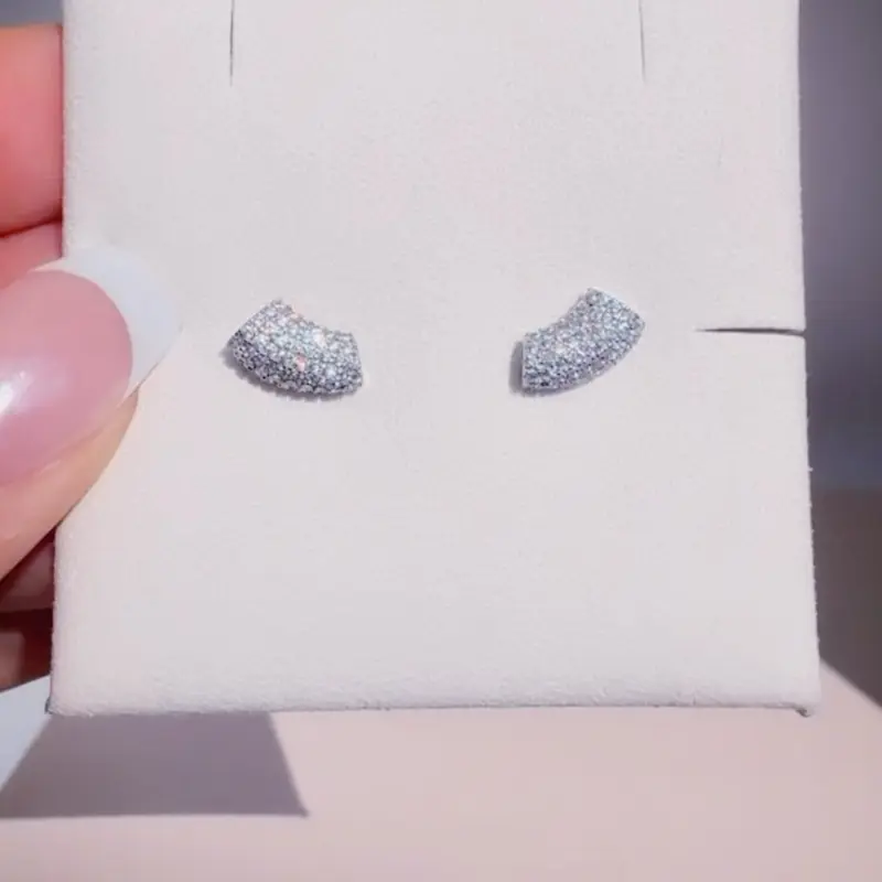 Lily’s earrings Lily’s earrings