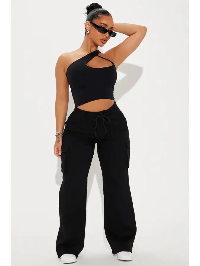 Out For The Day Cargo Pant - Black High Rise Button & Zipper Closure Drawstring Cargo Pockets Wide Leg Stretch 98% Cotton 2% Spandex