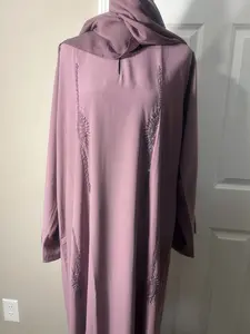 modest elegant abaya