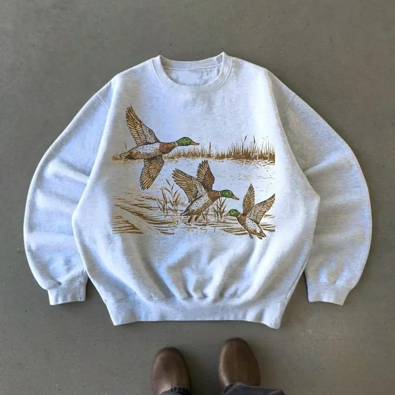 Retro Duck Nature Sweatshirt , 90s Vintage Wildlife Mallard Pullover, Boho Unisex Cabincore Crewneck Cozy Season Rustic Cabin Shirt Gift For Women