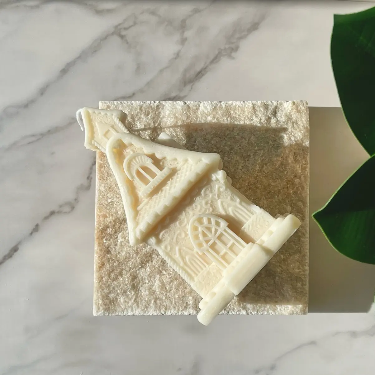 Gingerbread Big House Candle, Christmas Candle, Handmade Gift, House warming Gift , Home Decor.