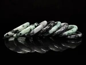 Midnight Forest · Nature Burmese Jadeite Bangle (57-63mm)