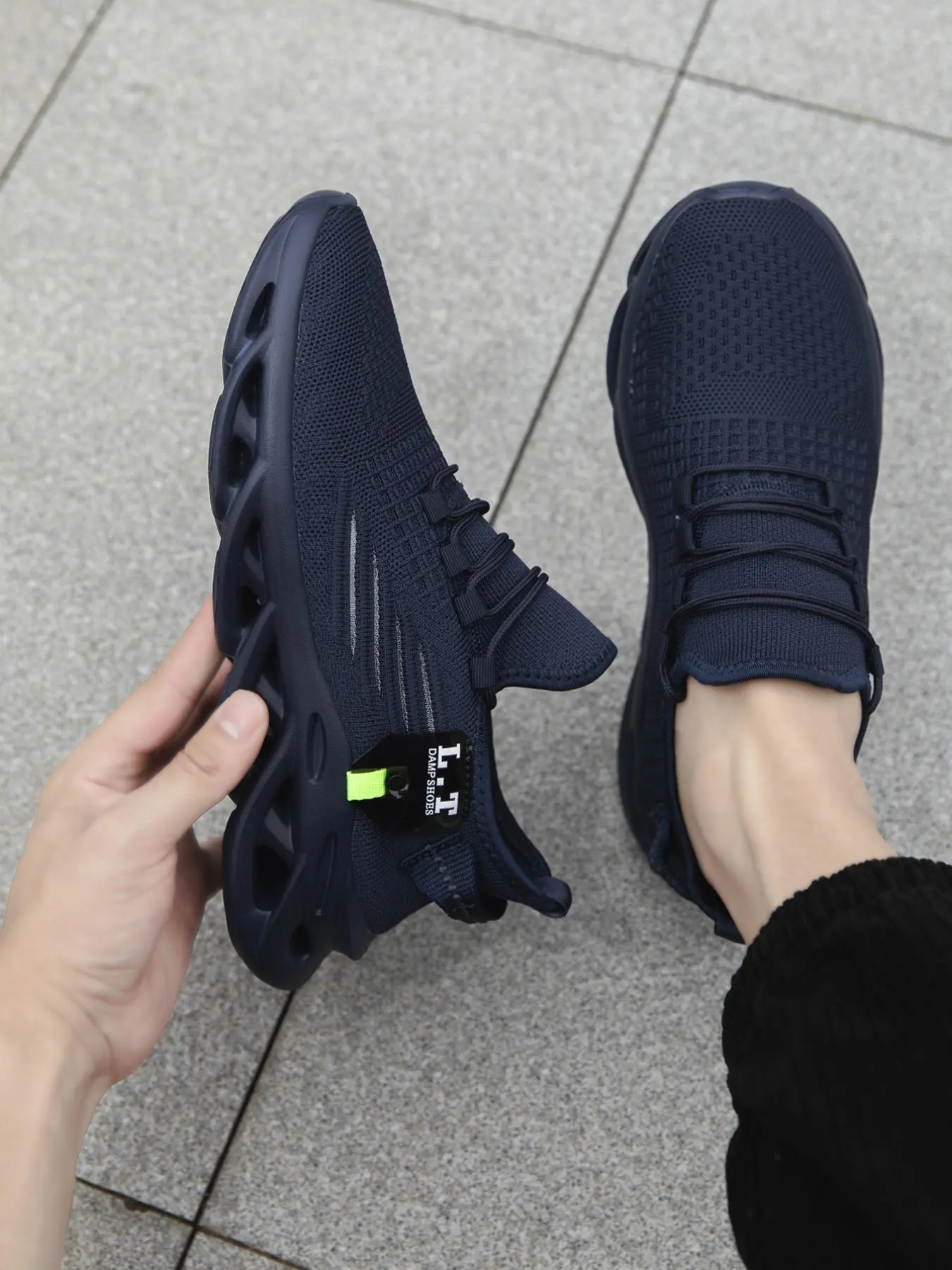 Men's Patched Design Sporty Lace Up Mesh Running Shoes, Running Training Shoes, Athletic Running Shoes, Athletic Running Trainers, Casual Breathable Comfortable Sports Shoes, Trendy All-match Sneakers for Daily Wear, Closed, Running Footwear