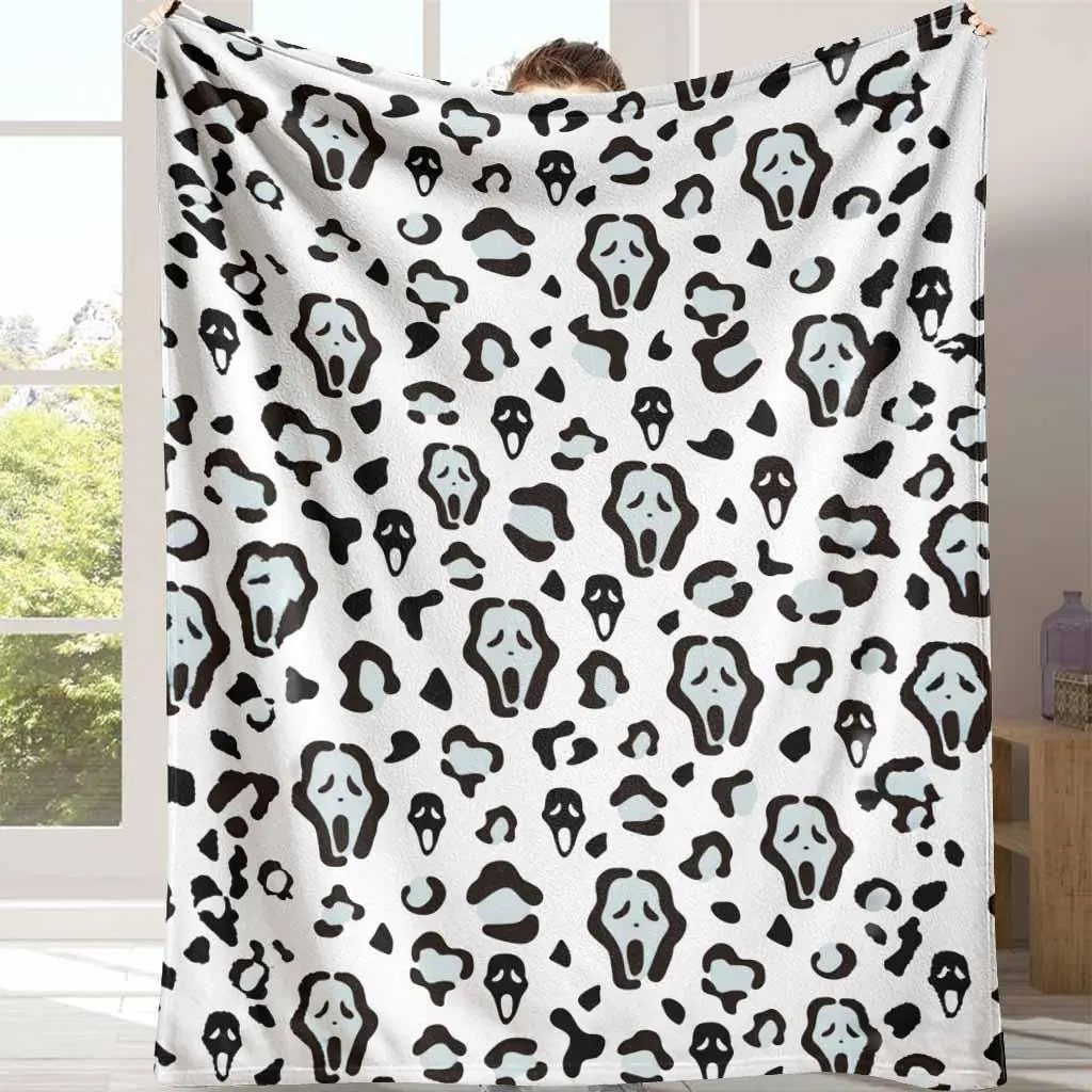 Ghost Face Flannel Blanket Spooky Leopard Print Ultra Soft Warm Lightweight Cozy for Couch Living Room Bedroom Travel Halloween Decoration Perfect Gifts