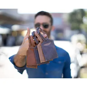 Handmade Leather tag, Personalized leather luggage tags, Wedding Favors, Travel Gift, Mrs Personalized Gift, Luggage Accessory