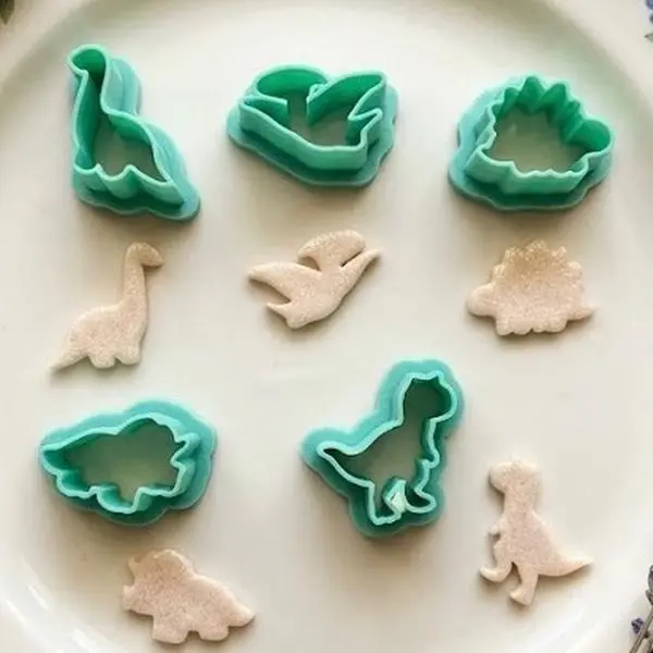 Prehistoric Snack Attack: Dino Clay Cutter Set