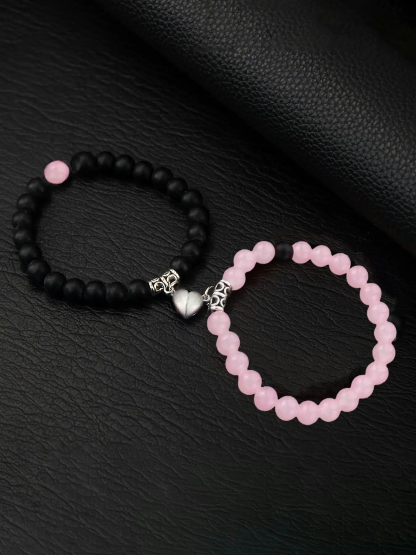 Magnetic Heart Charm Beads Bracelets, Couple & Friendship Piece, Valentines Day Jewelry, Ideal Gift for Birthdays, Valentine's Day, and Special Moments, Stylish Cool Accessory, Heart Shaped Bracelet
