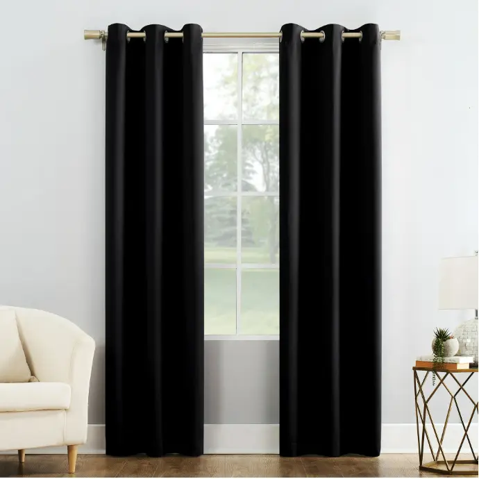 Energy-Efficient Blackout Curtain – Black, 40”W x 95”L