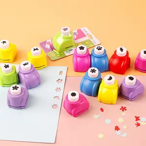 2 lace scissors + 6 pcs DIY Paper Punch Set for Kids – Create Stars, Hearts & Animals – Safe & Easy to Use for Card Making & Creative & Hours of Fun