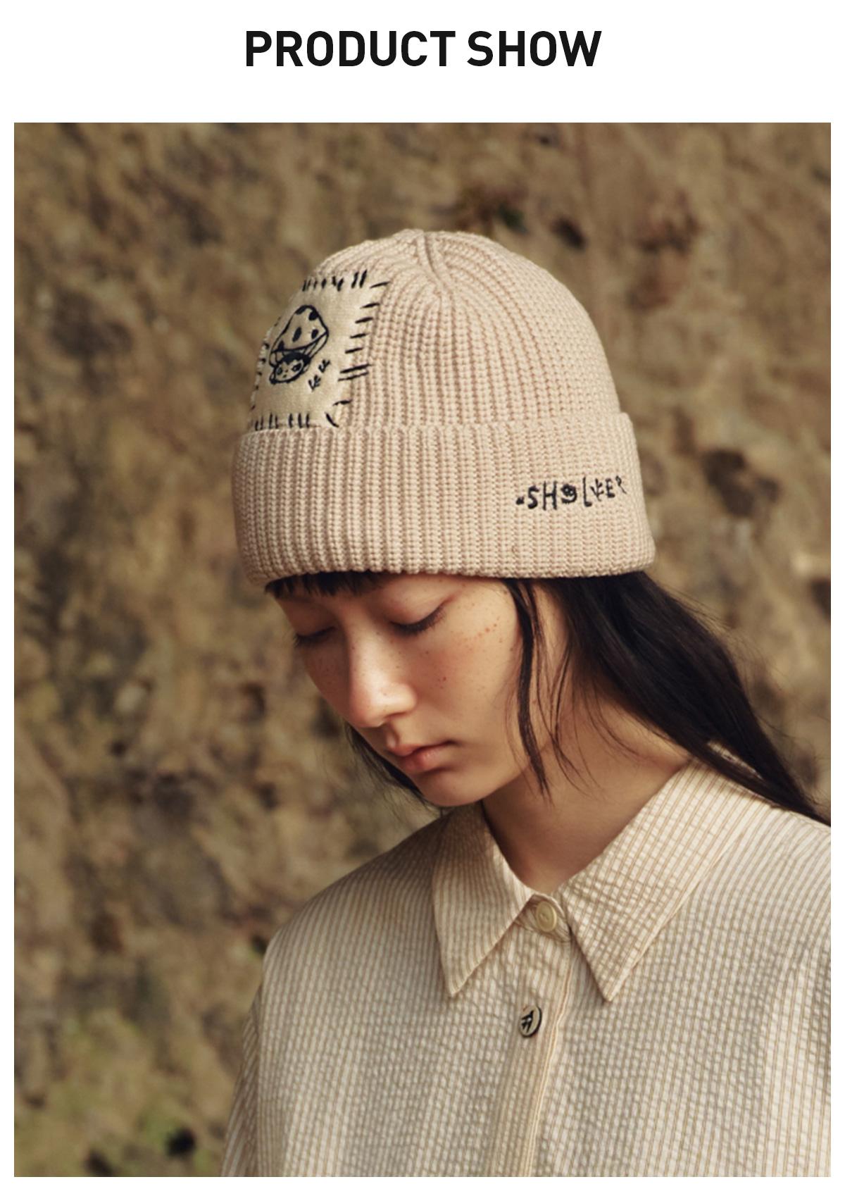 POP MART Hirono Living Wild-Shelter Earthenware Embroidered Beanie Light Grey