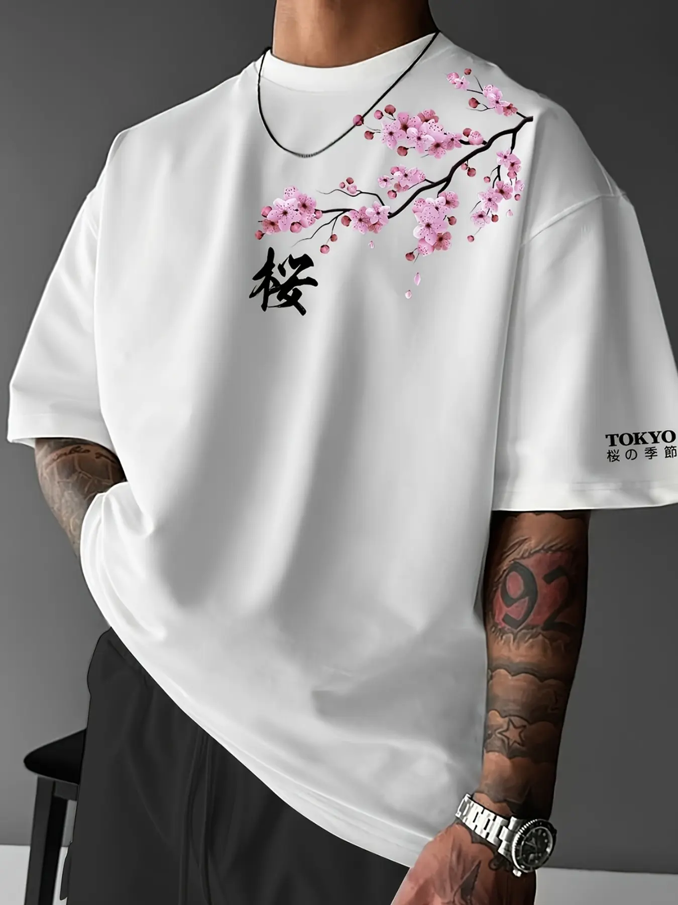 Japanese Style Floral Sakura Print Oversized T-Shirt, Aesthetic Cherry Blossom Pattern Top for Couple, Casual Short Sleeve Tee for Summer, Streetwear