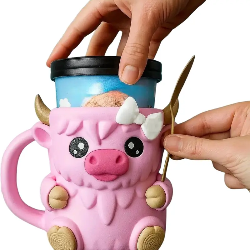 Highland Cow Ice Pint Holder,Ice Cream Pint Sleeves Cover with Handle,Cute Animal Ices Creams Cooler Container Leak Proof Popsicle Cozy Beer Can Cup, Highland Cow Lover Gifts