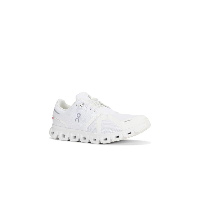 On Cloud 6 Sneakers in White On Cloud 6 Sneakers in White