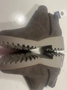 Universal Thread Women's Taci Ankle Boots -11