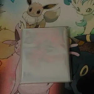 100 sleeves for trading cards pack