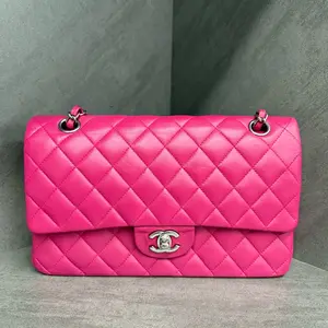 Pre-owned CHANEL Lambskin Shoulder Bags CLASSIC FLAP Medium Pink Quilted Shoulder Bag