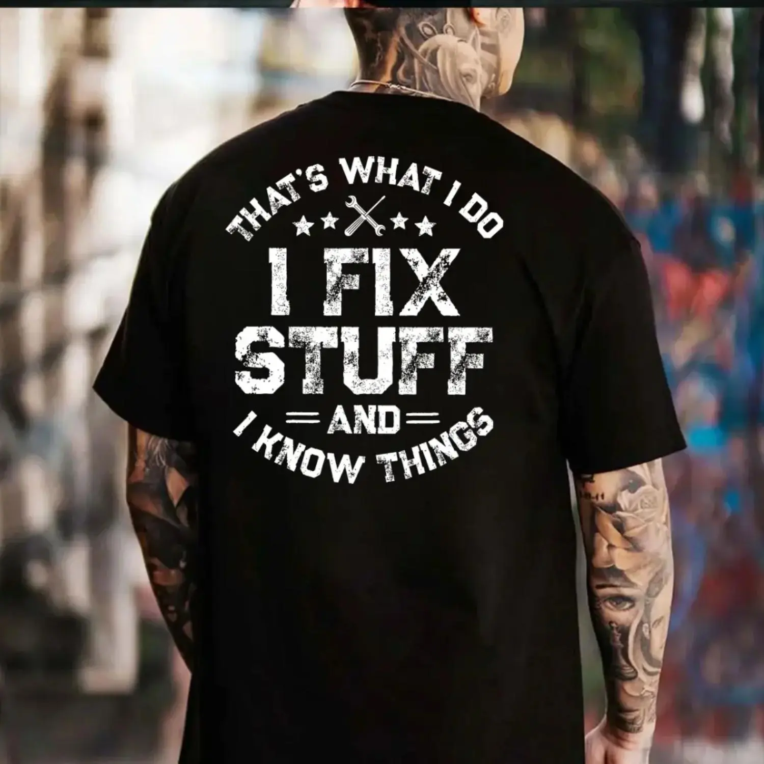 Women's "I Fix Stuff And I Know Things" Relaxed Fit T-Shirt - Smooth Breathable Fabric Funny Blue Collar Top, Humorous Gift for Mechanics, Dads