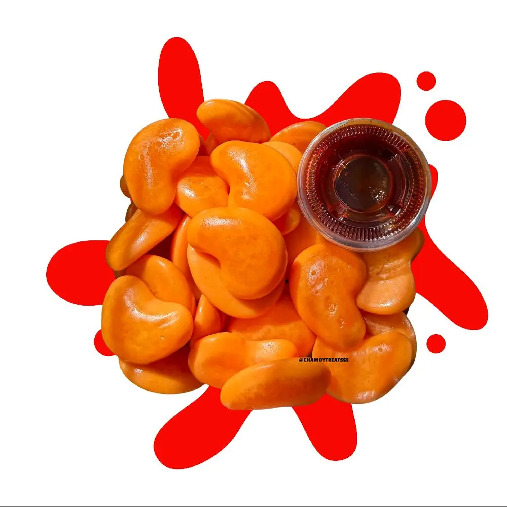 Chamoy treats Manguitos Enchilados - Tangy Gummies