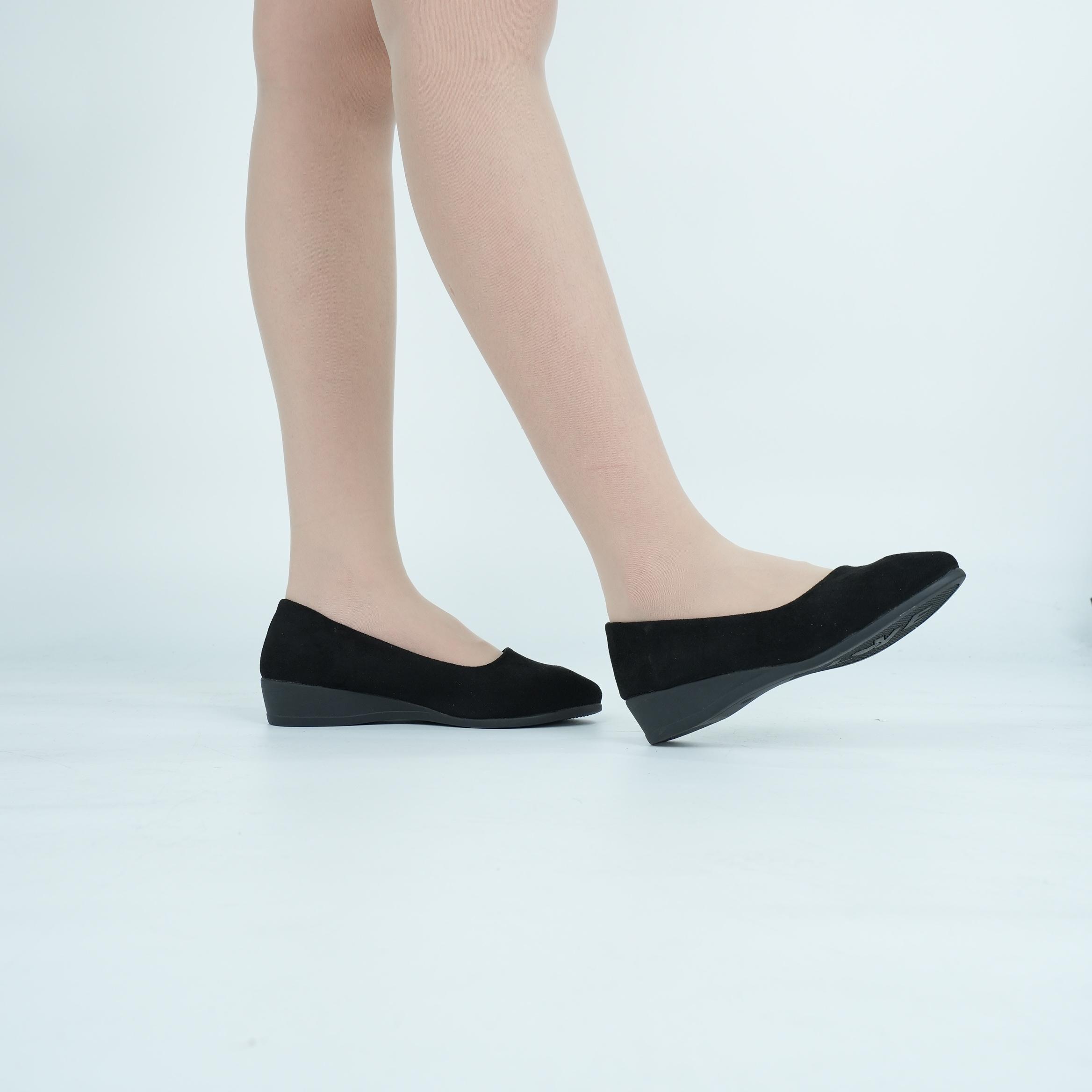 Women's Black Wedge Heels Work Shoes - Wide Fit Waterproof Rain Suede Pumps Round Toe Elegant Comfortable Insole Shallow Mouth Heeled Footwear Office Shoes for Women