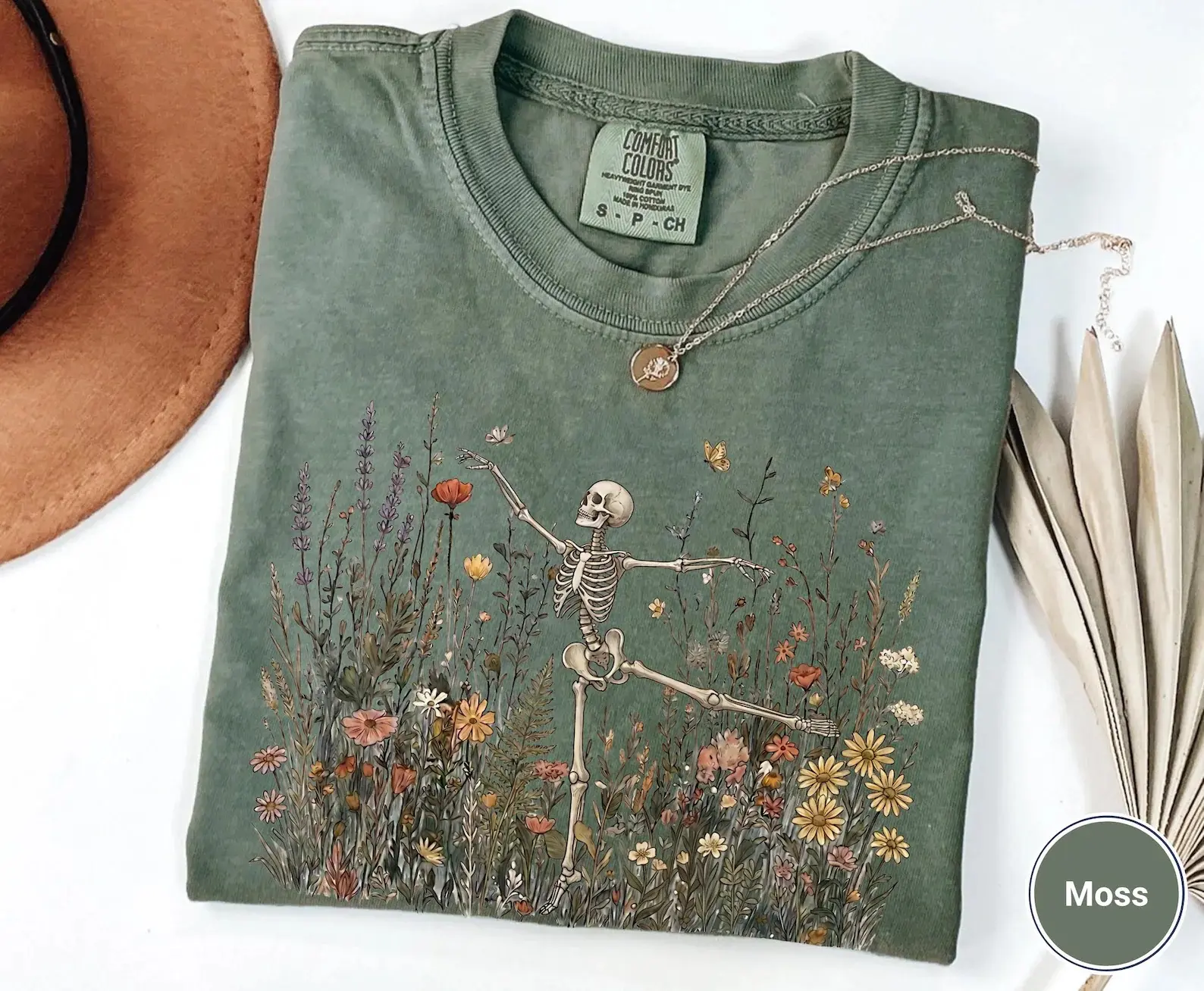 Comfort Colors Skeleton Wildflower Shirt, Dancing Skeleton T-Shirt, Botanical Floral Graphic Tee, Cottagecore Nature Lover Shirt, Vintage Halloween Shirt