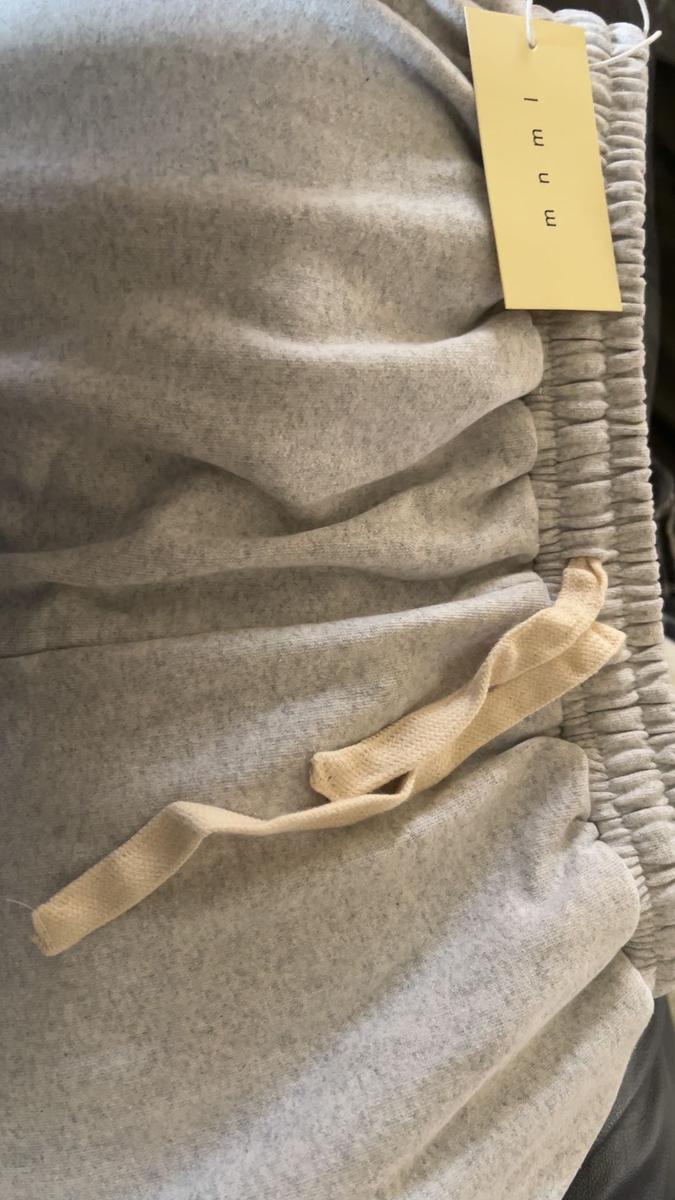 Item: Heather Grey, S