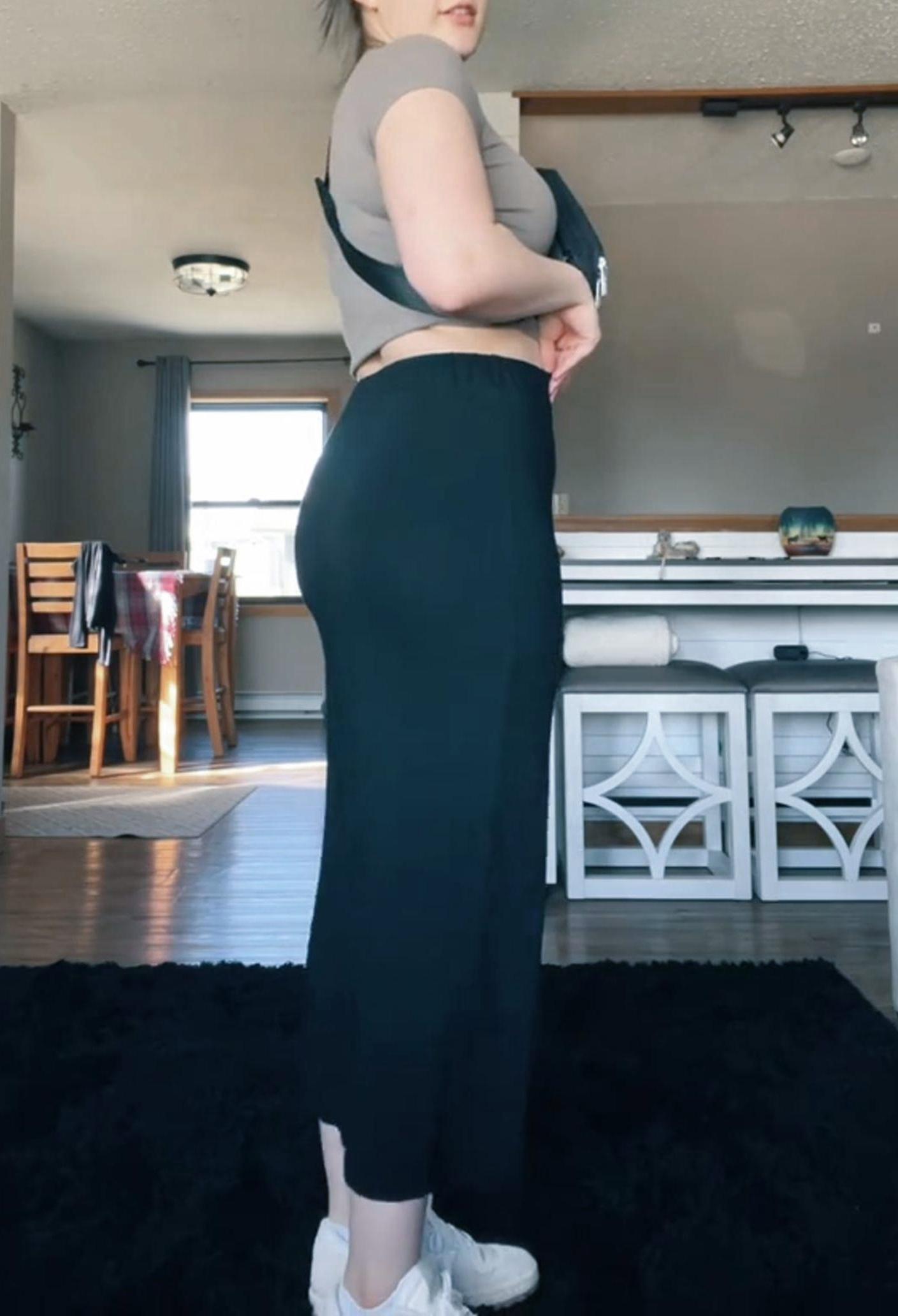 Women's High Waisted Tummy Control Bodycon Maxi Skirt - Seamless Sculpting Long Pencil Skirt, Premium Stretchy Comfort Fabric for Office & Night Out, Classic Black Essential Women's High Waisted Tummy Control Bodycon Maxi Skirt - Seamless Sculpting Long Pencil Skirt, Premium Stretchy Comfort Fabric for Office & Night Out, Classic Black Essential