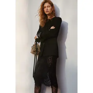 H&M Lace pencil skirt