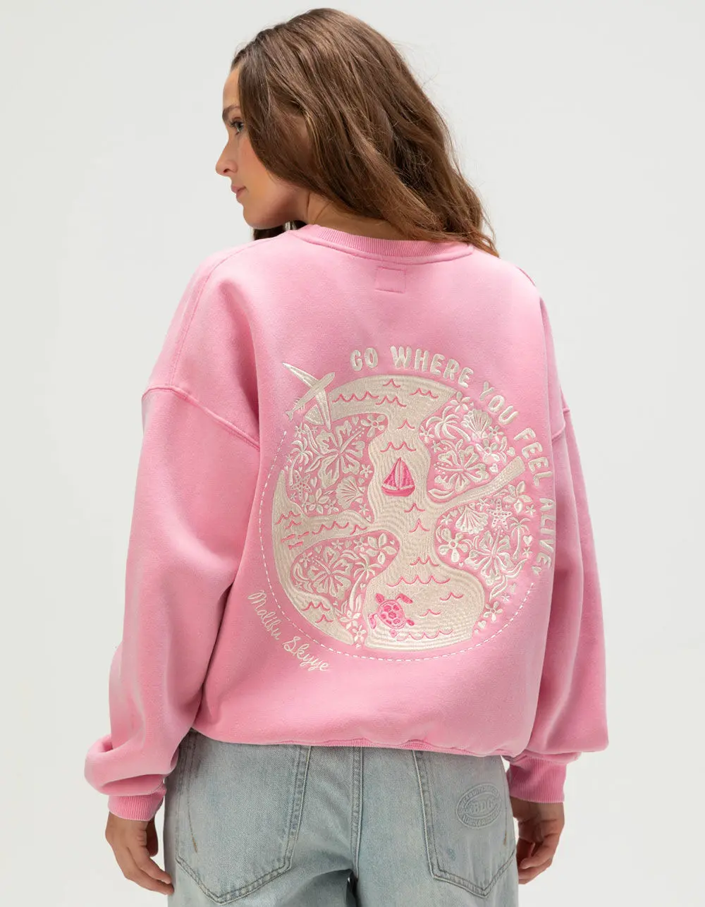 MALIBU SKYYE Go Where You Feel Alive Embroidered Womens Crewneck Sweatshirt