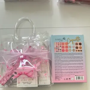 EYESHADOW PALETTE AND 1 BAG