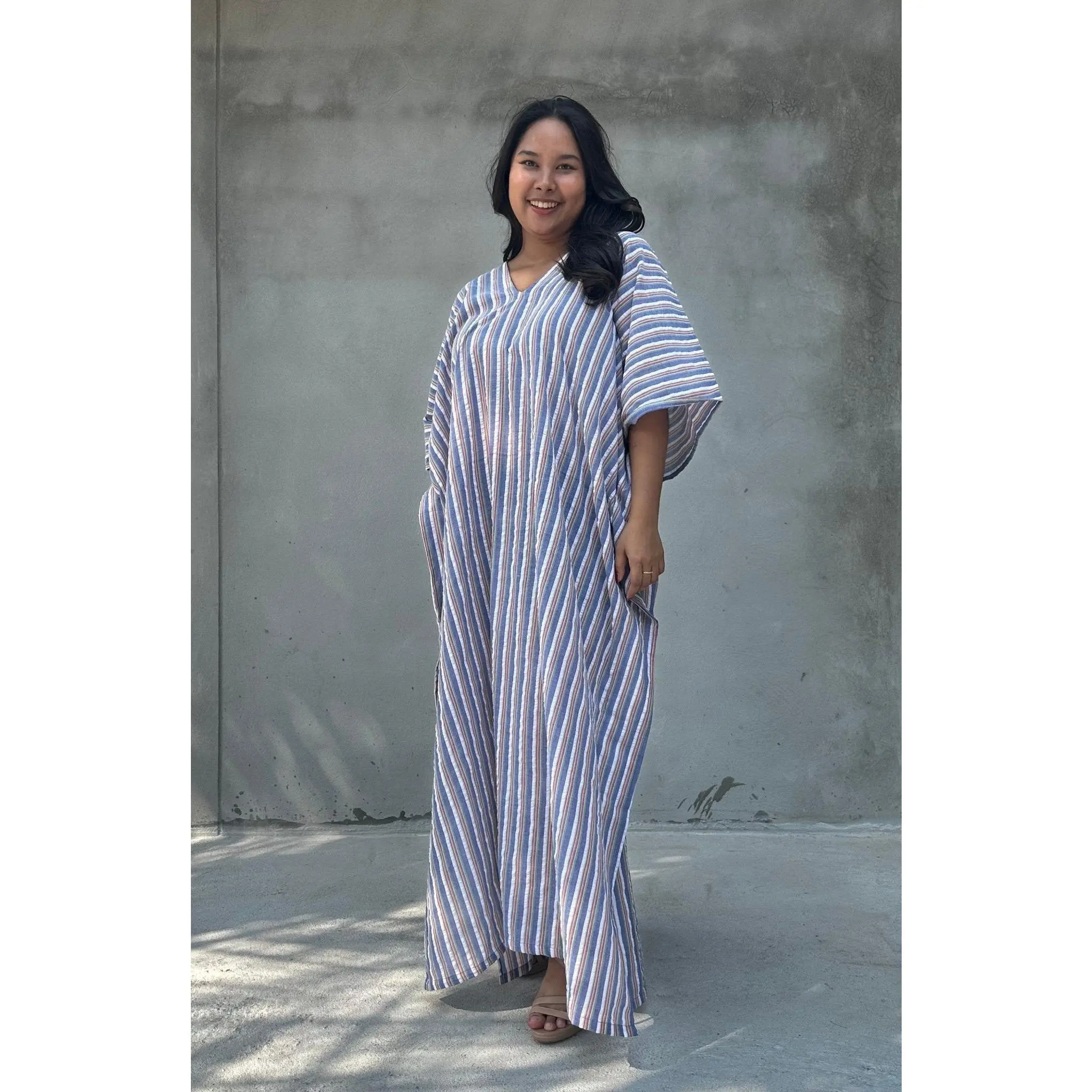 Women's Plus Size Modest Islamic Striped Cotton Kaftan - Elegant Loose Long-Sleeve Maxi Dress with Woven Tactile Texture for All-Season Wear