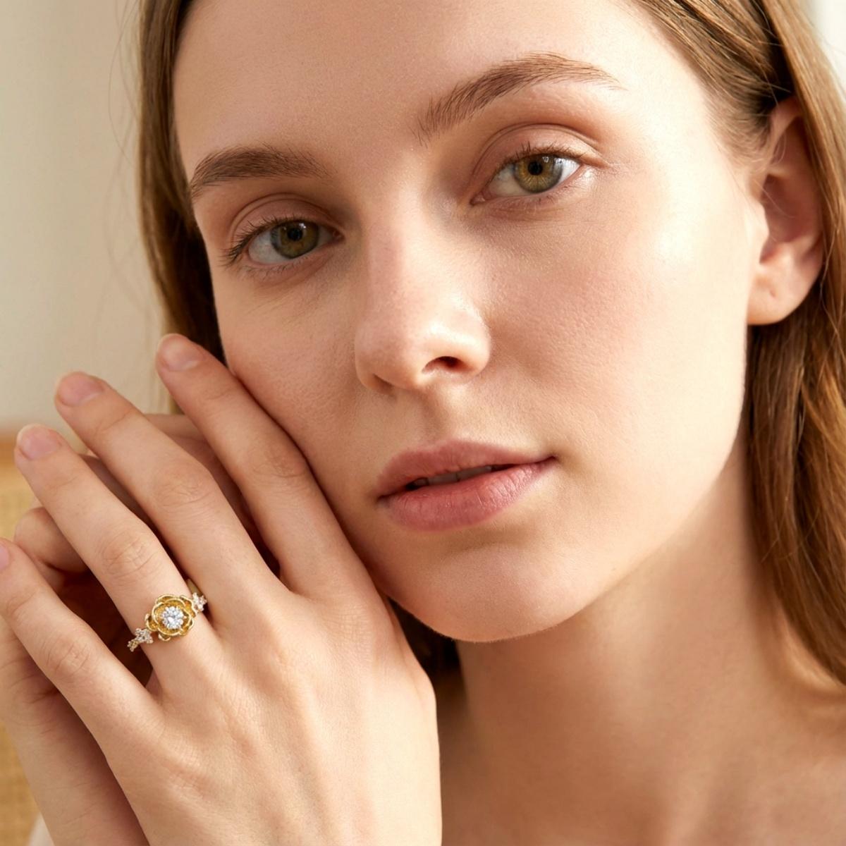 Delzzad 0.6ct Vintage Rose Engagement Ring Forever Rose Flower Wedding Ring Band D Color VVS Synthetic Moissanite Ring Jewelry Copper Perfect Birthday Engagement Wedding Anniversary Christmas Gift