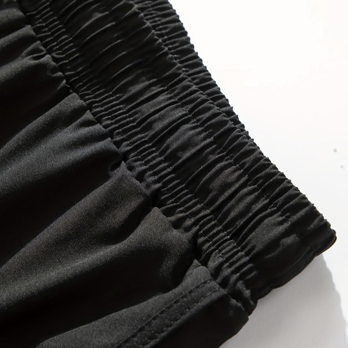 Men's two-piece double-layer sports shorts in solid color, with multiple pockets, suitable for fitness, running, outdoor hiking, soccer, beach and casual wear.