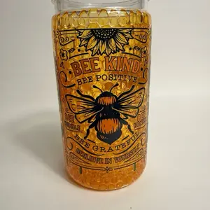 Honeycomb bee 16 oz cup