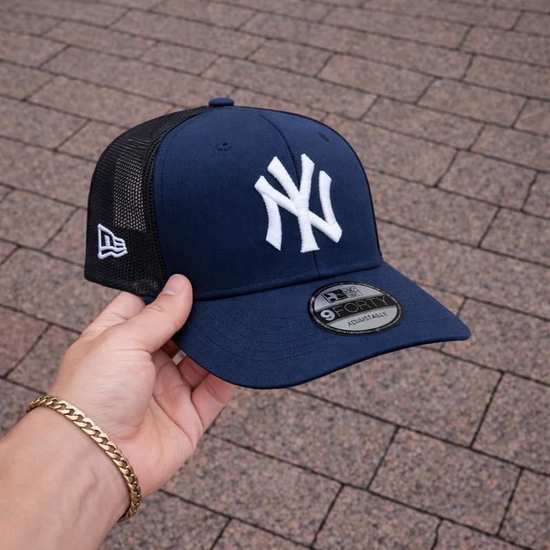 Premium MLB Fitted Caps NY & LA – Flat Brim Baseball Hats in Bold Colours, Clean Logo Embroidery for Modern Street Fashion