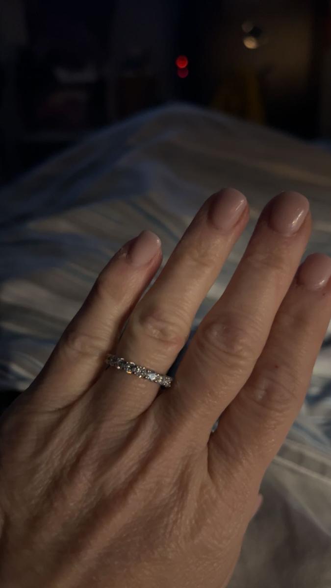 Item: Sterling, Size 6