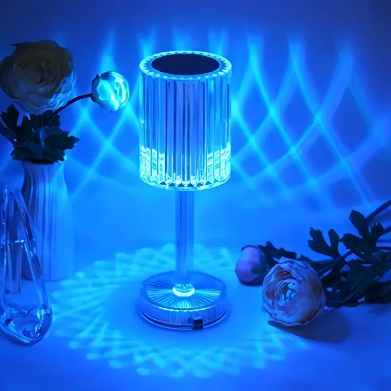 One crystal bedside lamp, a crystal diamond bedside lamp, LED bedside lamp, 16-color changing touch bedside lamp, USB rechargeable, suitable for family gatherings, Valentine's Day dinners, weddings, birthdays, parties, and bedroom decoration.