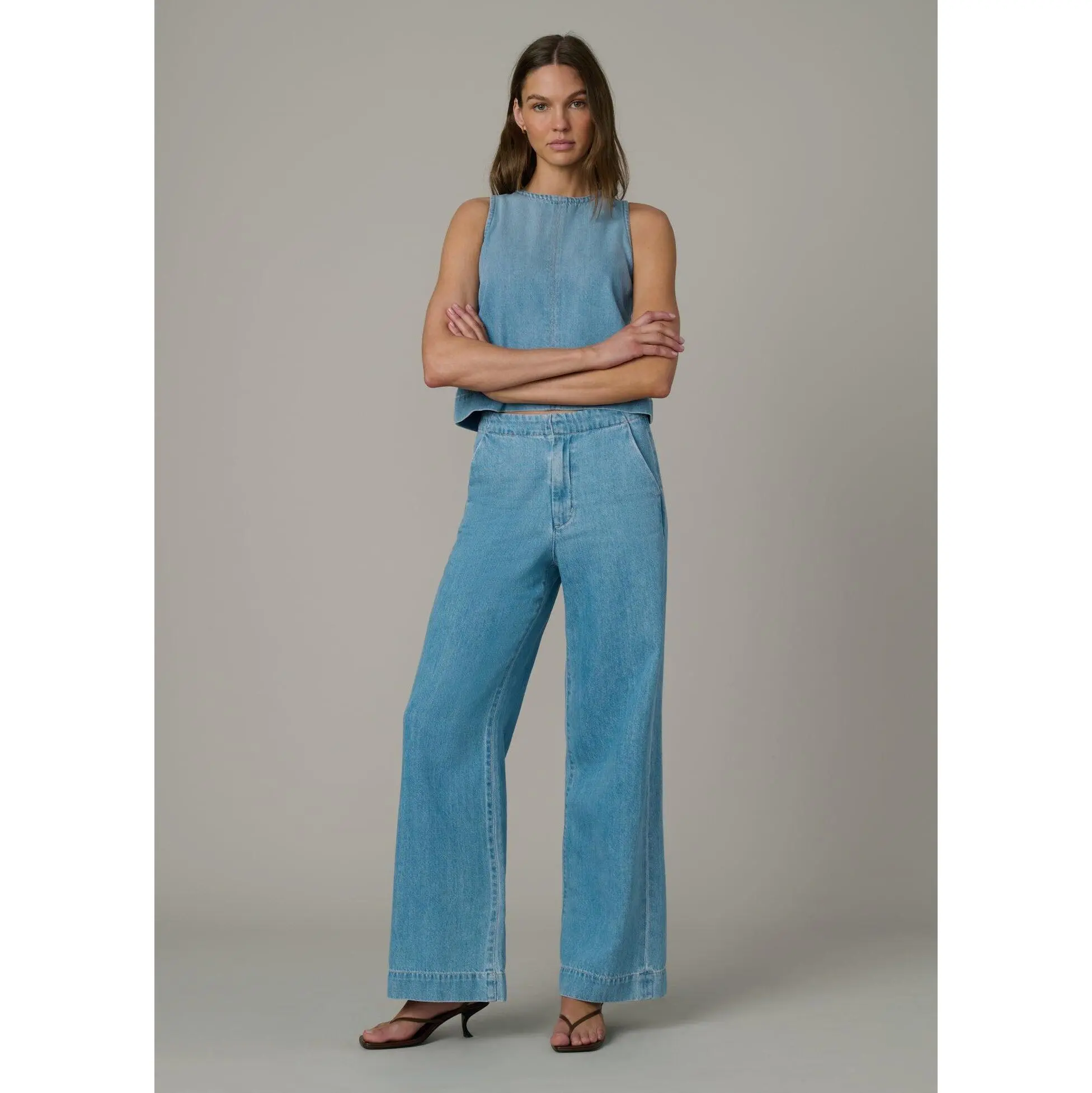THE CLEAN DENIM TROUSER