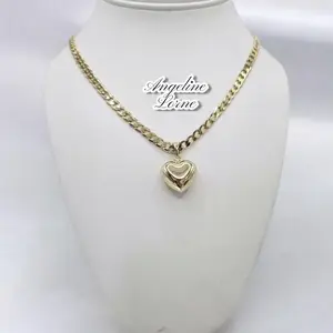 Gold Plated Unisex Heart Pendant Necklace 22 inch with Elegant Chain Design