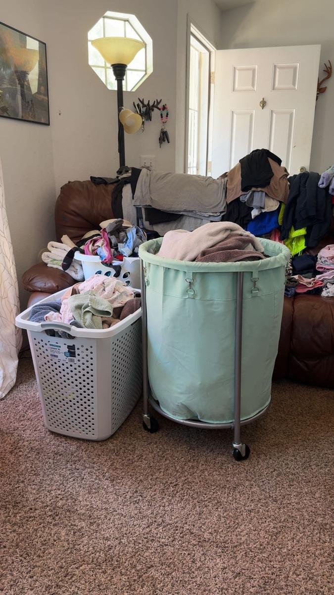 Item: Mint Green, 170L (45 Gal)