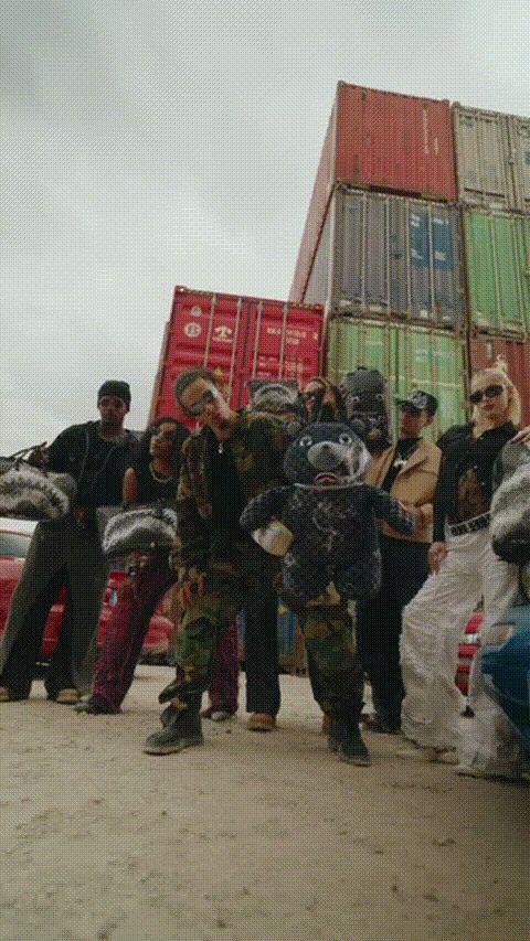 DAYDREAM CROSSOVER CLUTCH