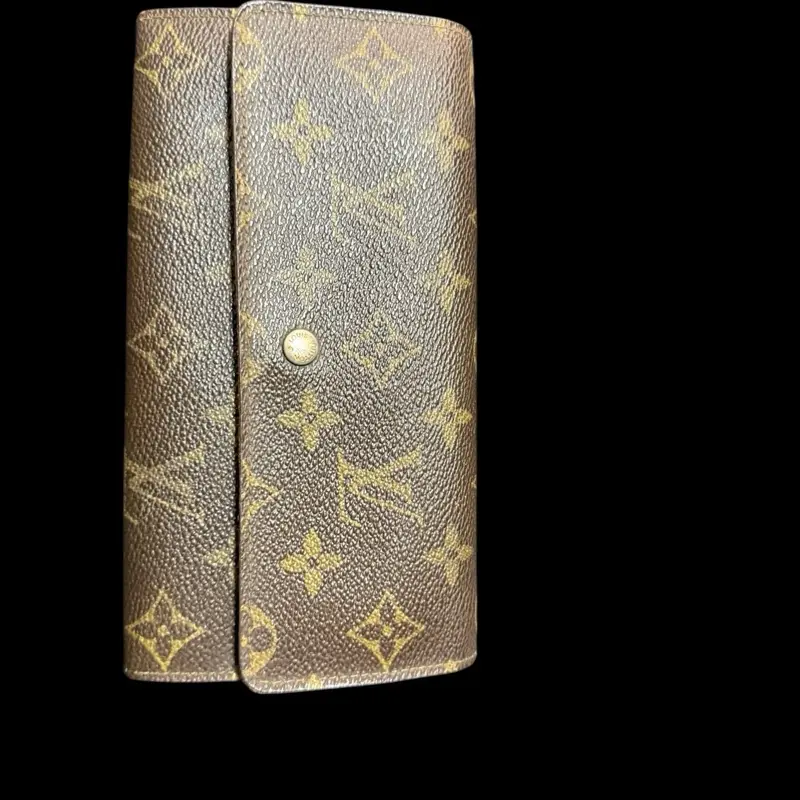 Pre-owned Louis Vuitton coated canvas Small Leather Goods Sarah Long Wallet, Gently Used with Live View, Monogram